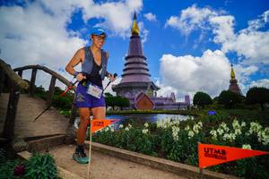 BIB: 6413
                            <button type="button" onclick="openModal(19225096)" class="btn btn-primary btn-sm float-right btn-popup" data-toggle="modal" data-target=".modal-high-quality">
                        <i class="fas fa-shopping-cart"></i> Add to Cart
                    </button>
                                            <button type="button" onclick="isThisMe(19225096, true)" class="btn btn-success btn-sm float-right btn-popup btn-isme hidden" data-toggle="tooltip" data-placement="bottom" title="นี่คือรูปของคุณใช่ไหม คลิกที่นี่เพื่อเอาเข้าอัลบั้ม">
                        <i class="fas fa-plus"></i> Add to album
                    </button>
                    <button type="button" onclick="isThisMe(19225096, false)" class="btn btn-warning btn-sm float-right btn-popup btn-isnotme hidden">
                        <i class="fas fa-ban"></i> Remove from album
                    </button>